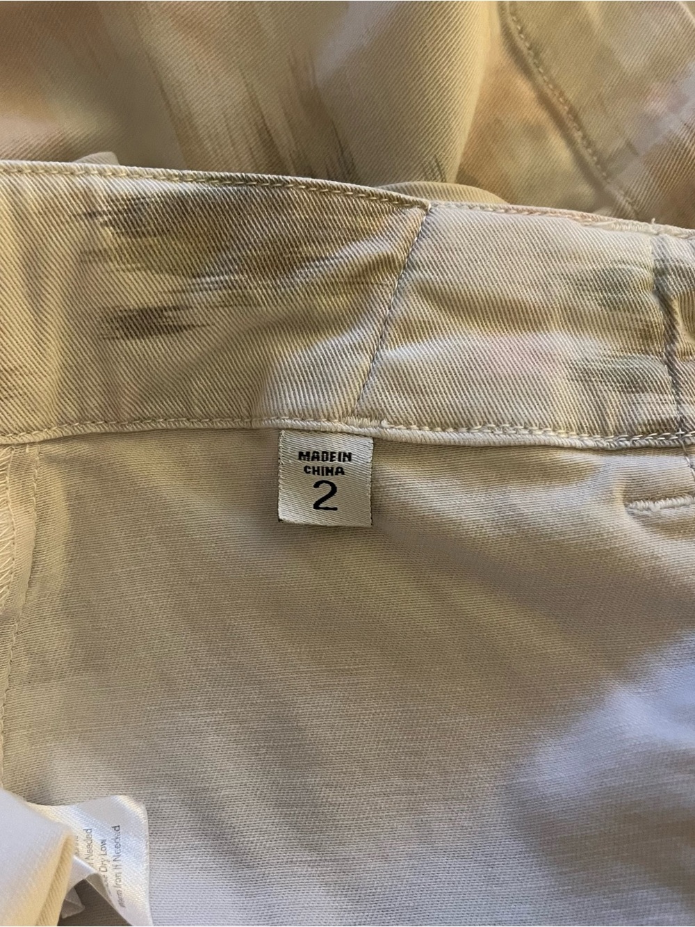 ecru The Taylor Women’s Shorts Cotton Blend Size 2 ikat-inspired print - Picture 6 of 12